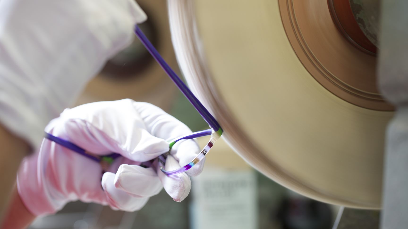 Besonderheiten in der Produktion der Brillenfassungen